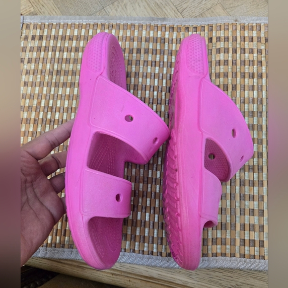 CROCS Pink Sandals‎ Lightweight Waterproof Comfort - Picture 3 of 3